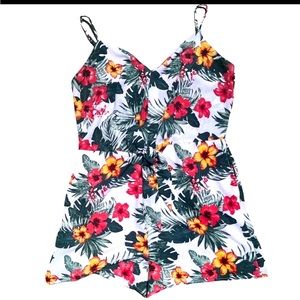 Hawaiian print romper size large